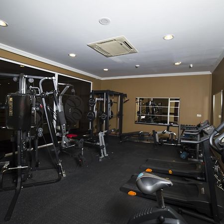 Hotel Elegance Nv Paramaribo Bagian luar foto