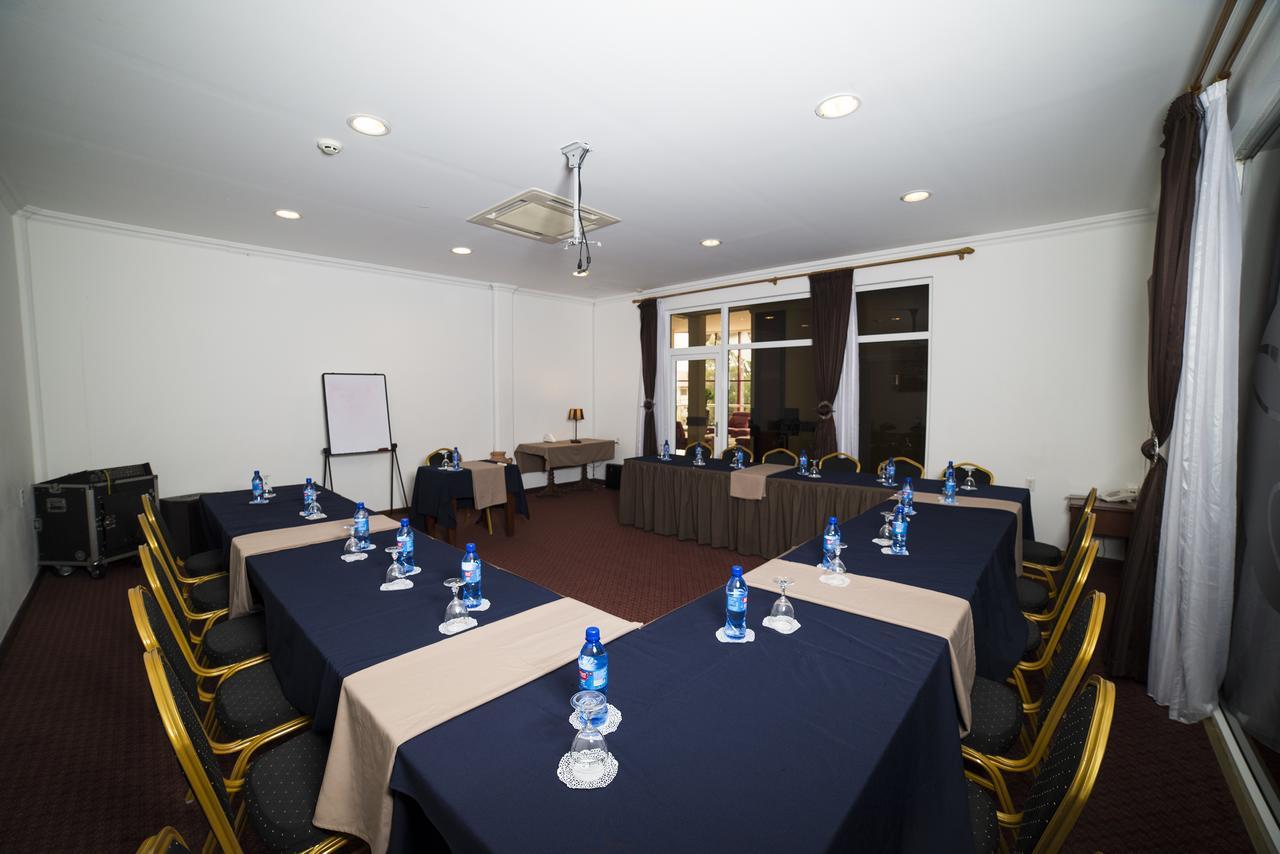 Hotel Elegance Nv Paramaribo Bagian luar foto