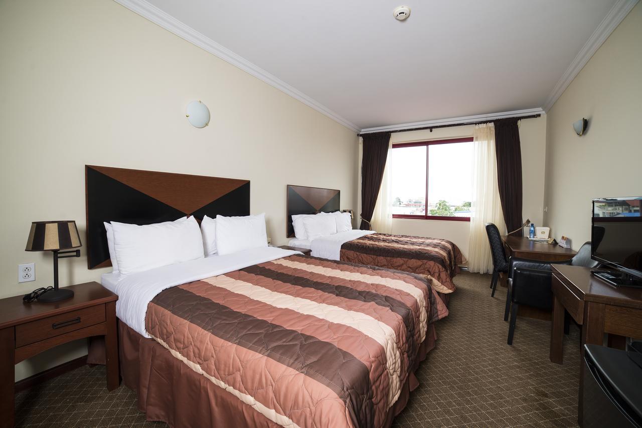 Hotel Elegance Nv Paramaribo Bagian luar foto