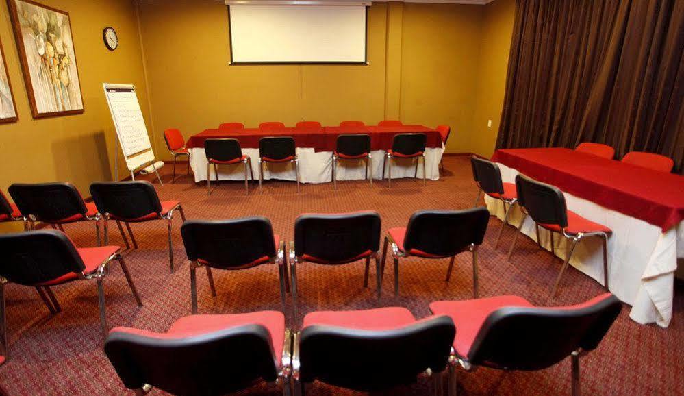 Hotel Elegance Nv Paramaribo Bagian luar foto