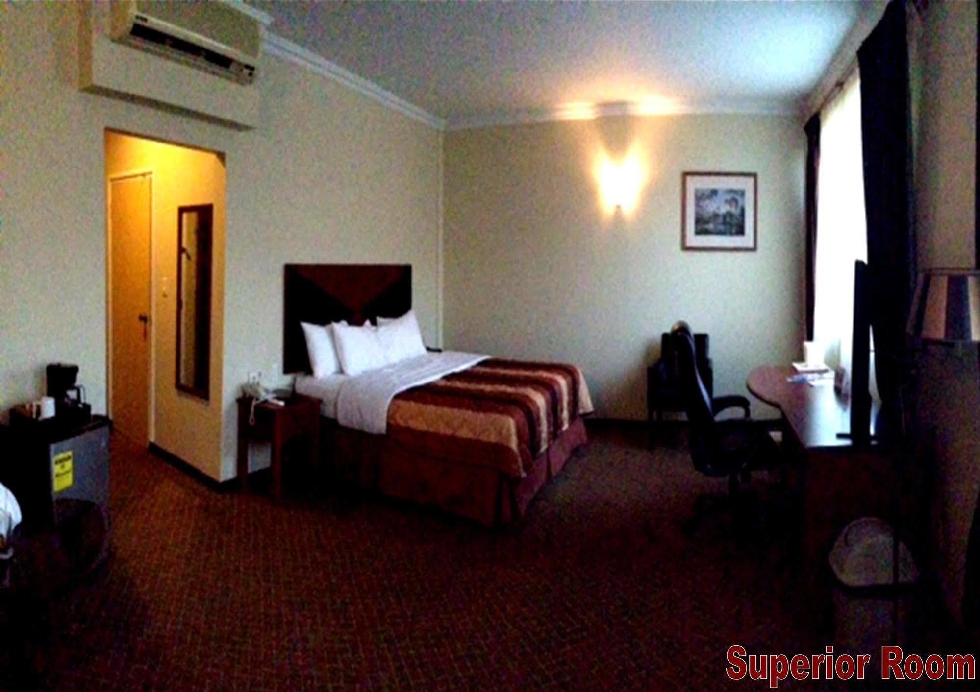 Hotel Elegance Nv Paramaribo Bagian luar foto
