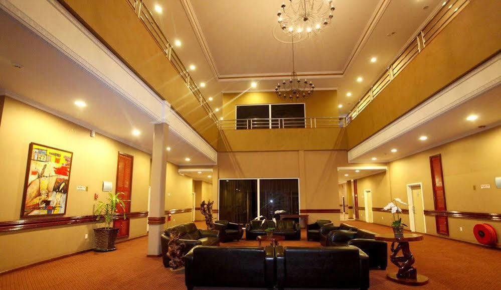 Hotel Elegance Nv Paramaribo Bagian luar foto
